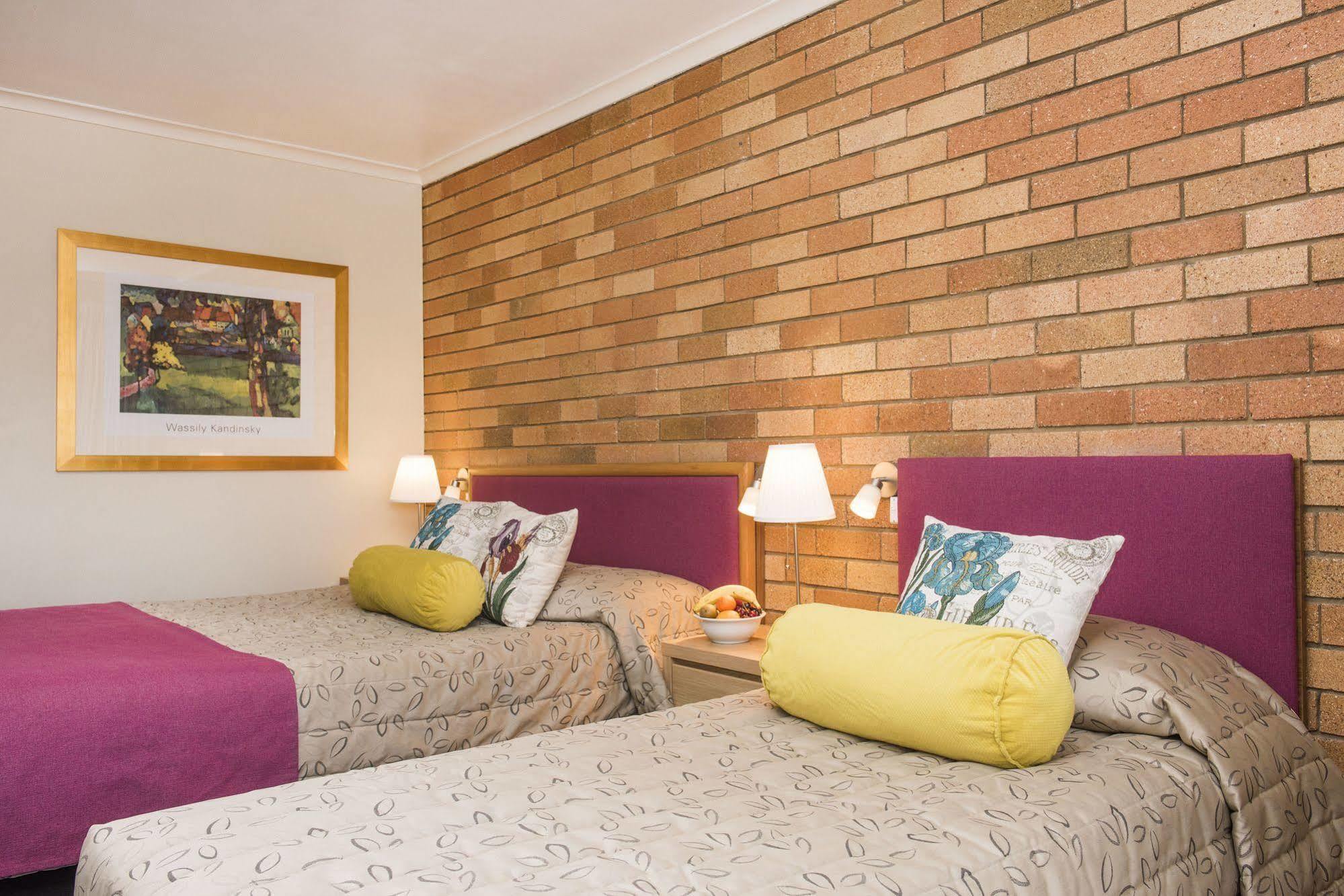 Ningana Motel Mudgee Ngoại thất bức ảnh